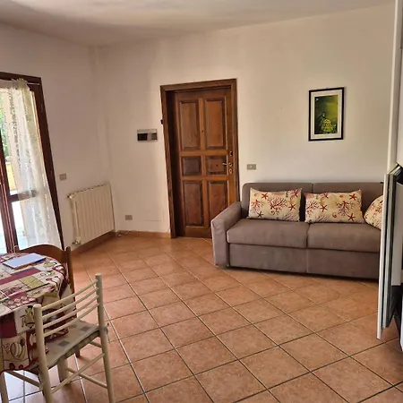 Lejlighed Two-room With Outdoor Gazebo Palau